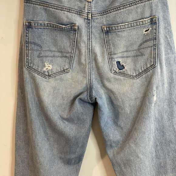 American Eagle Mom Jeans Womens Size 2 Blue Light Wash Denim Zip Fly - Picture 9 of 12